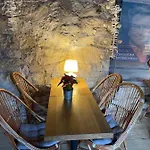 Stajnia Bialy Borek Guest house *