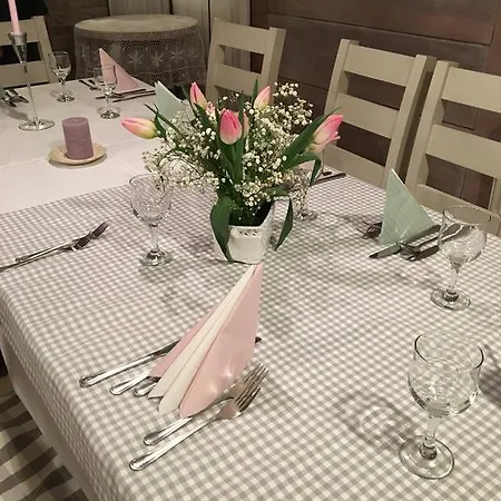 Guest house Stajnia Bialy Borek Biskupice (Czestochowa)