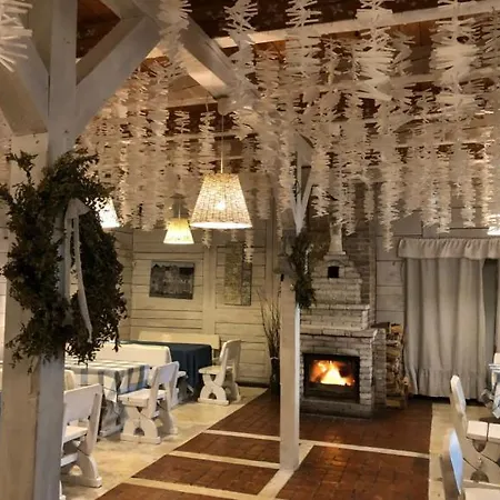 Stajnia Bialy Borek * Biskupice (Czestochowa)