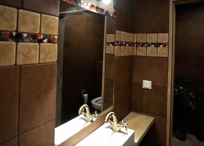 Stajnia Bialy Borek בית הארחה *