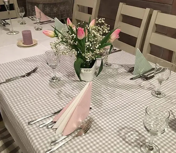 בית הארחה Stajnia Bialy Borek Biskupice Kocurów